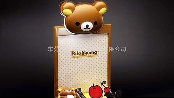 怎樣評(píng)定我們定制的亞克力展示架質(zhì)量的好壞？